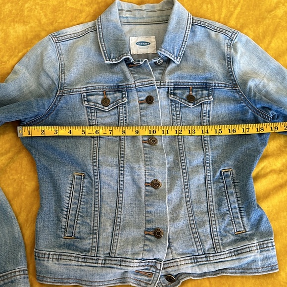 Light denim jacket, distressed - Picture 6 of 7